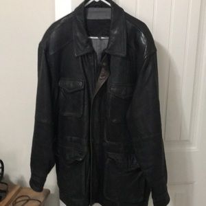 Man’s leather coat, canyon ridge, over 5 pounds,